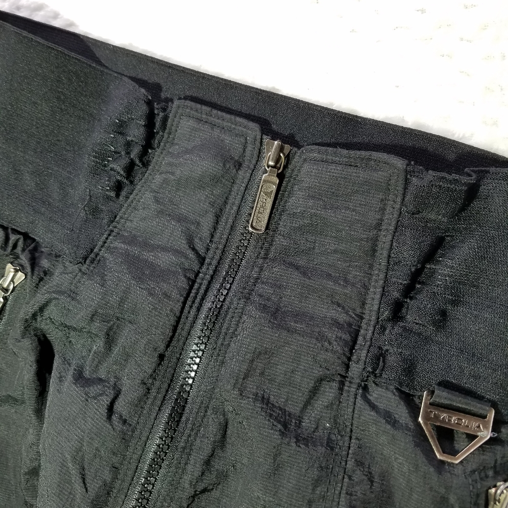 Vintage Tyrolia High Waisted Skiwear Skiboarding Stirrup Black Pants - Picture 11 of 11